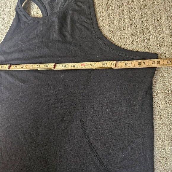 Lululemon Swiftly Tech Racerback Tank Black Women's SZ 16 Performance Gym Run - Picture 10 of 11